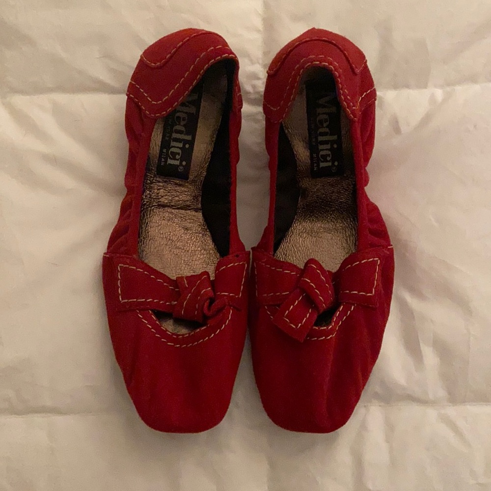 Like new red ballet flats